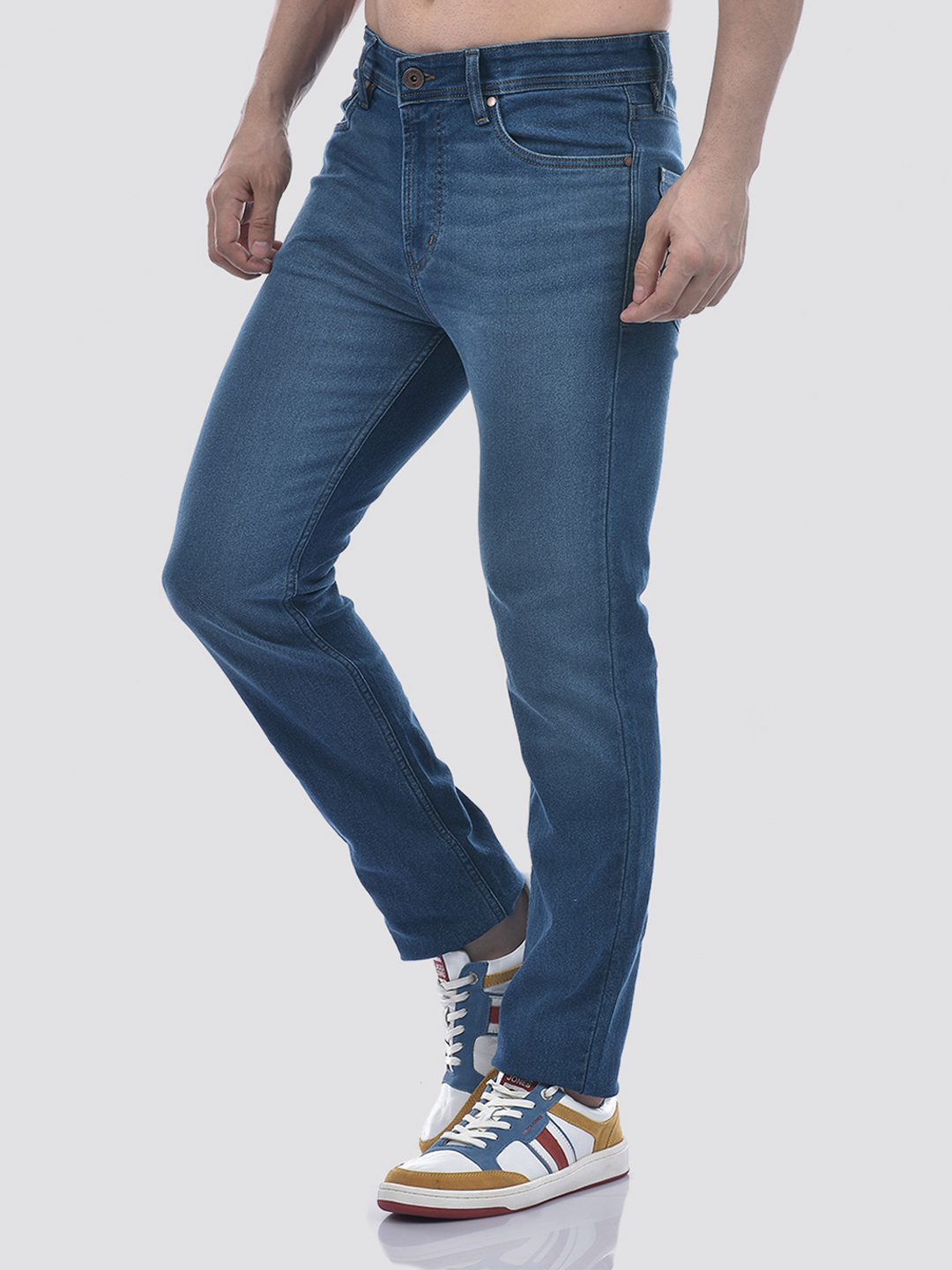 Numero Uno Men Solid Blue Jeans